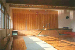 1988 Die neue Halle mit Bühne