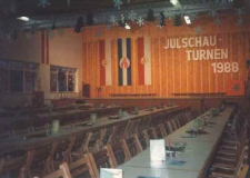 1988.12.10 Zum ersten Mal im Turnerheim