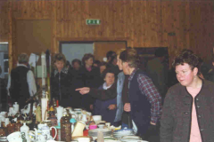 2001-04-06 Flohmarkt im Turnerheim
