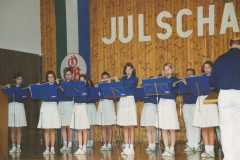 2001-12-08 Julschauturnen