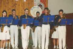 2001-12-08 Julschauturnen