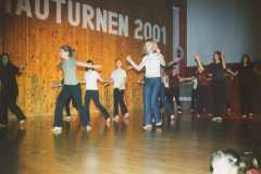 2001-12-08 Julschauturnen