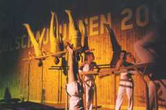 2001-12-08 Julschauturnen