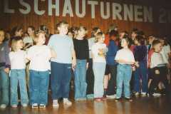 2001-12-08 Julschauturnen