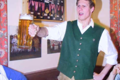 2002-12-07 Julschauturnen