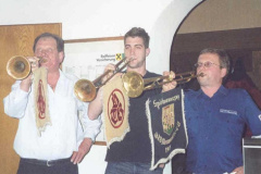 2004-02-28 Der Spielmannszug gratuliert