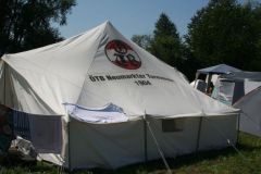 2009-08-16 Unser auffälliges Neumarkter-Zelt