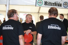 2009-09-11 Die feschen Ritterbräu-Leiberl von hinten