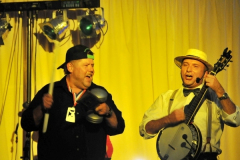 2009-10-10 Fred ist auch ein begnadeter Musiker
