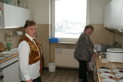 2010-02-06 Küchenteam Lies und Kora