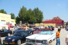 2010-08-21 Der Brauereihof ist vollgeparkt