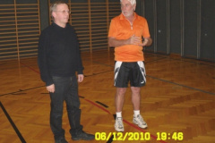 2010-12-04 Auch Obmann Stv Hans Leeb spricht einige Worte