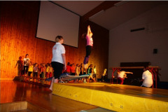 2010-12-04 Mädchen on top