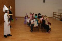 2011-02-05 Immer beliebt: Das Sesselspiel