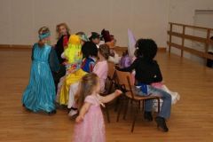 2011-02-05 Immer beliebt: Das Sesselspiel