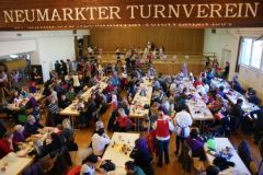 2011-02-05 Das Turnerheim ist gerammelt voll