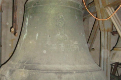 2011-09-08 Die schwerste Glocke der Kallhamer Kirche