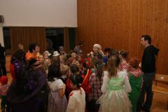 2012-02-04 Großer Andrang bei der Verlosung
