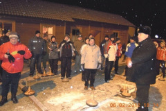 2012-02-06 Wettkampfleiter und Organisator Helmut Gföllner gibt Anweisungen