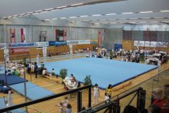 2012-04-21 Die riesige Turnhalle in Mattighofen