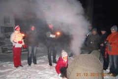 2012-12-21 Gleicht brennt der kleine Feuerstoß