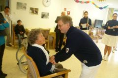 2013-02-03 Obmann-Stv. Johann Leeb gratuliert