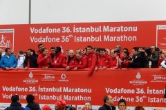 2014-11-14 Ehrentribühne mit Bürgermeister von Istanbul