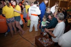 2014-12-06 Verteilung der Weihnachtssackerl