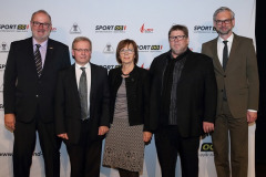 2016-10-14 Auch Gattin Vroni ist stolz auf ihren Hans