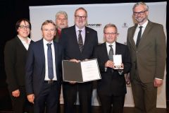 2016-10-14 Konsulententitel für Johann Leeb