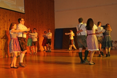 2016-12-03 Volkstanzen