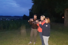 2018-06-23 Feierliche Fanfare beim Entzünden