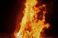 2018-06-23 Hoch lodern die Flammen