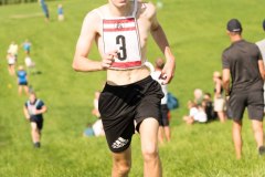 2023-08-12 Tristan beim 1500m-Lauf