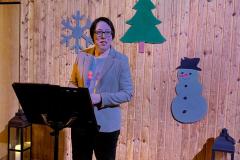 2024-12-21 Bianca führt durchs Programm