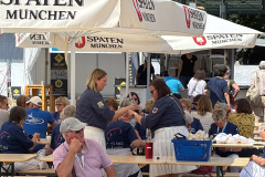 2025-05-31 Marketenderinnen im Einsatz