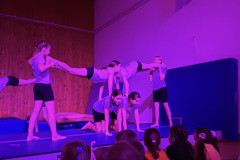 2025-12-13 Akrobatik, W 10-14 Jahre