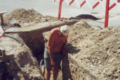 2003-07-18 Anschlussrohr wird angezapft - Ernst, Geyer